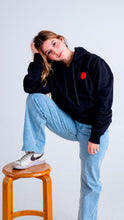 Cargar imagen en el visor de la galería, Hoodie negro